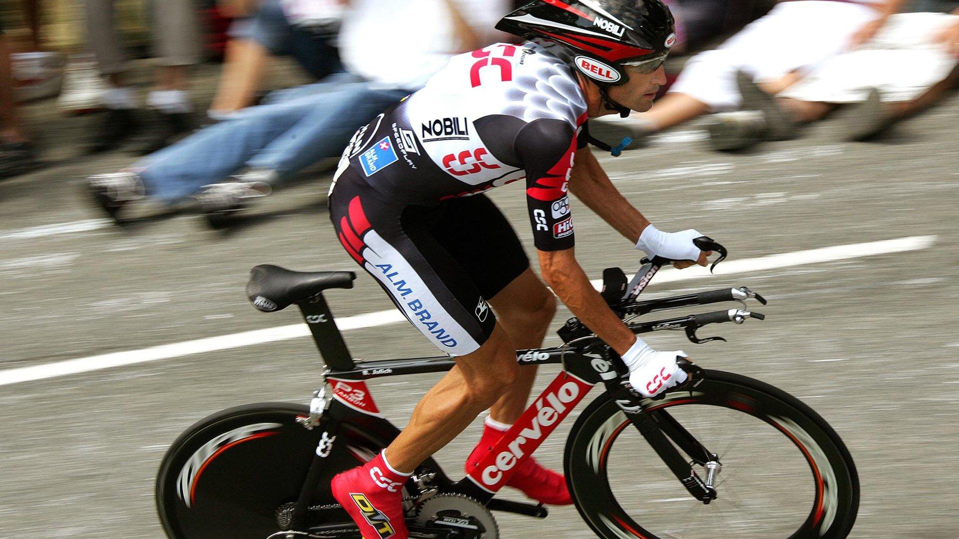 终老黄蜂成疑?库普切克表态留沃克,交易风波再起波澜