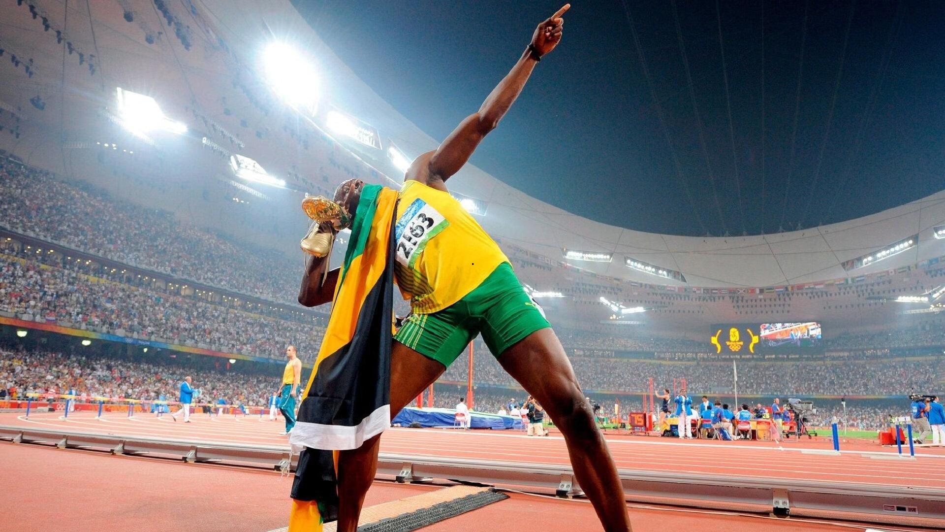 姆巴佩左膝伤情引关注，巴黎锋线面临考验，西超杯出战前景仍存悬念